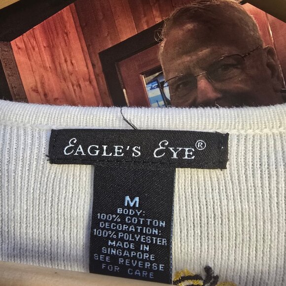 Eagles Eye embroidered bee sweater - Picture 2 of 3